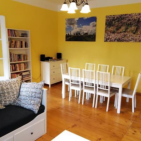 Vinarske Apartmany Зноймо Экстерьер фото