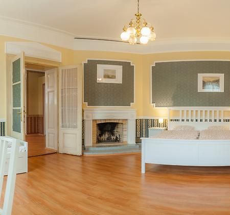 Vinarske Apartmany Зноймо Экстерьер фото